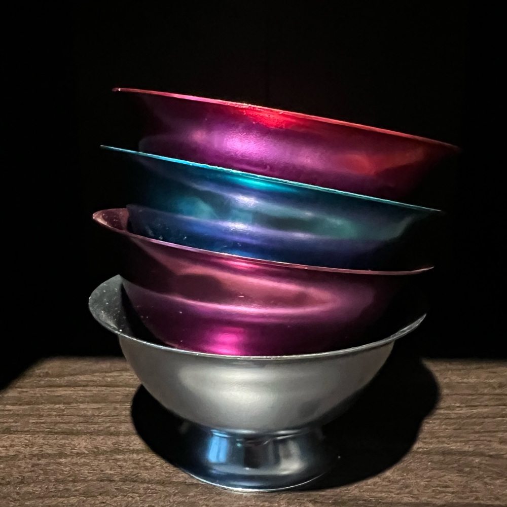 Set of 4 Vintage Style Footed Aluminum Ice Cream Bowls
